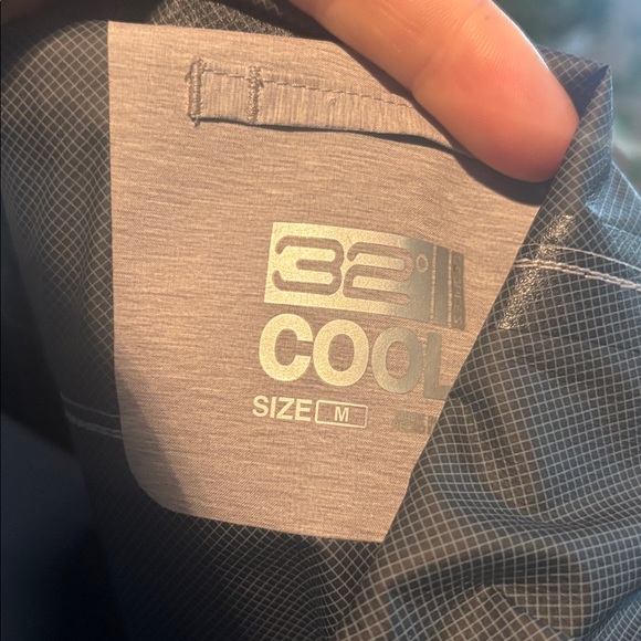 Women's light rain jacket - Picture 6 of 6